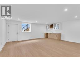 1152 Hume Avenue, Kelowna, British Columbia  V1P 0A9 - Photo 32 - 10393301