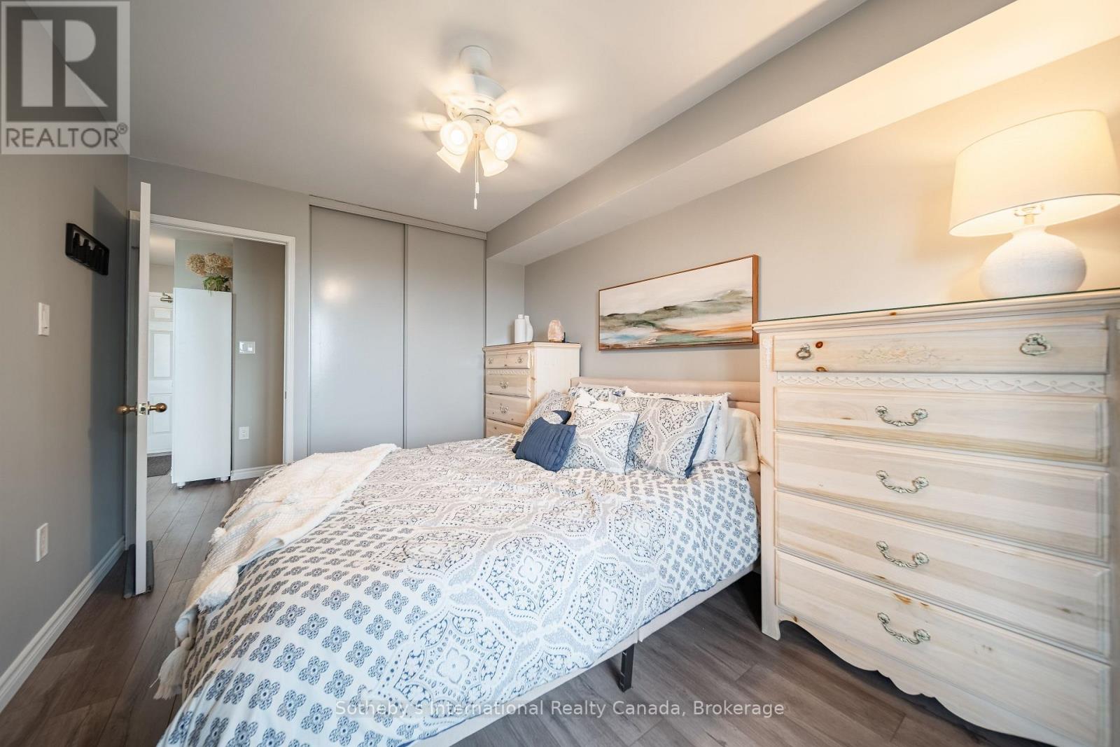 1910 - 1270 Maple Crossing Boulevard, Burlington, Ontario  L7S 2J3 - Photo 21 - W13520978