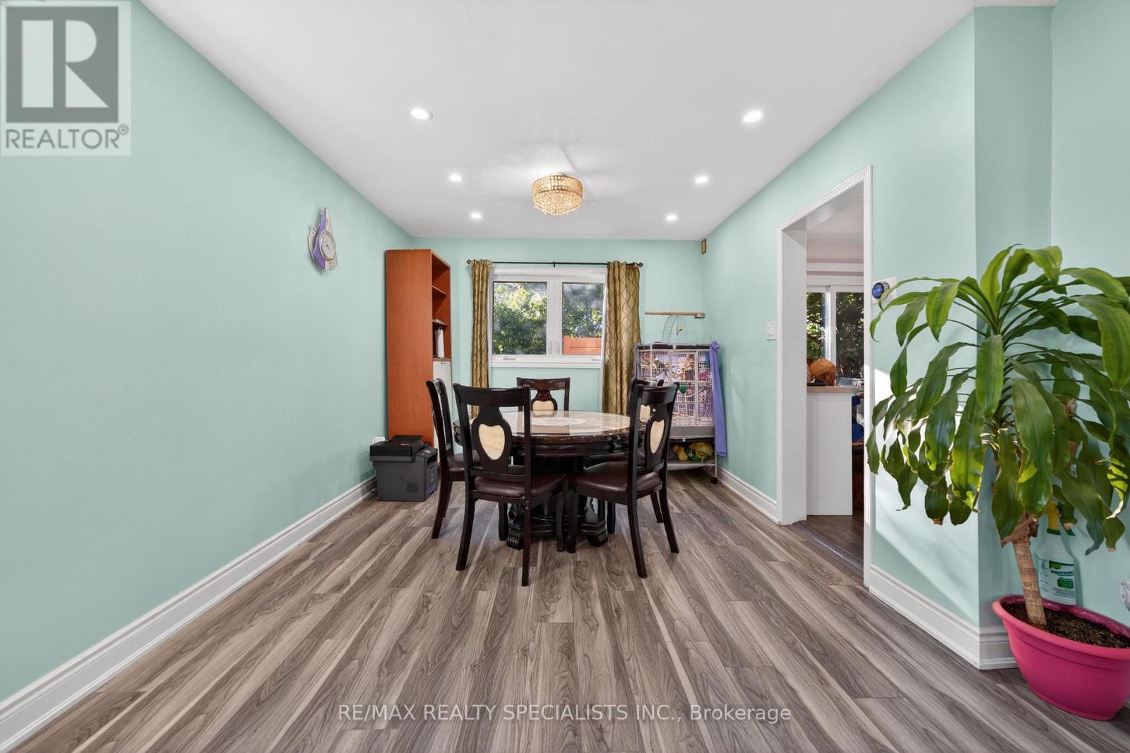 70 Tulip Drive, Brampton, Ontario  L6Y 3W7 - Photo 18 - W13426872