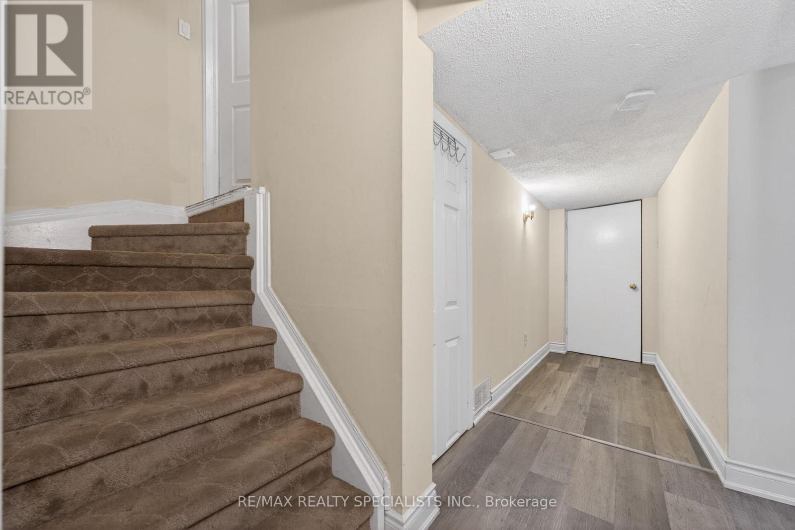 70 Tulip Drive, Brampton, Ontario  L6Y 3W7 - Photo 35 - W13426872