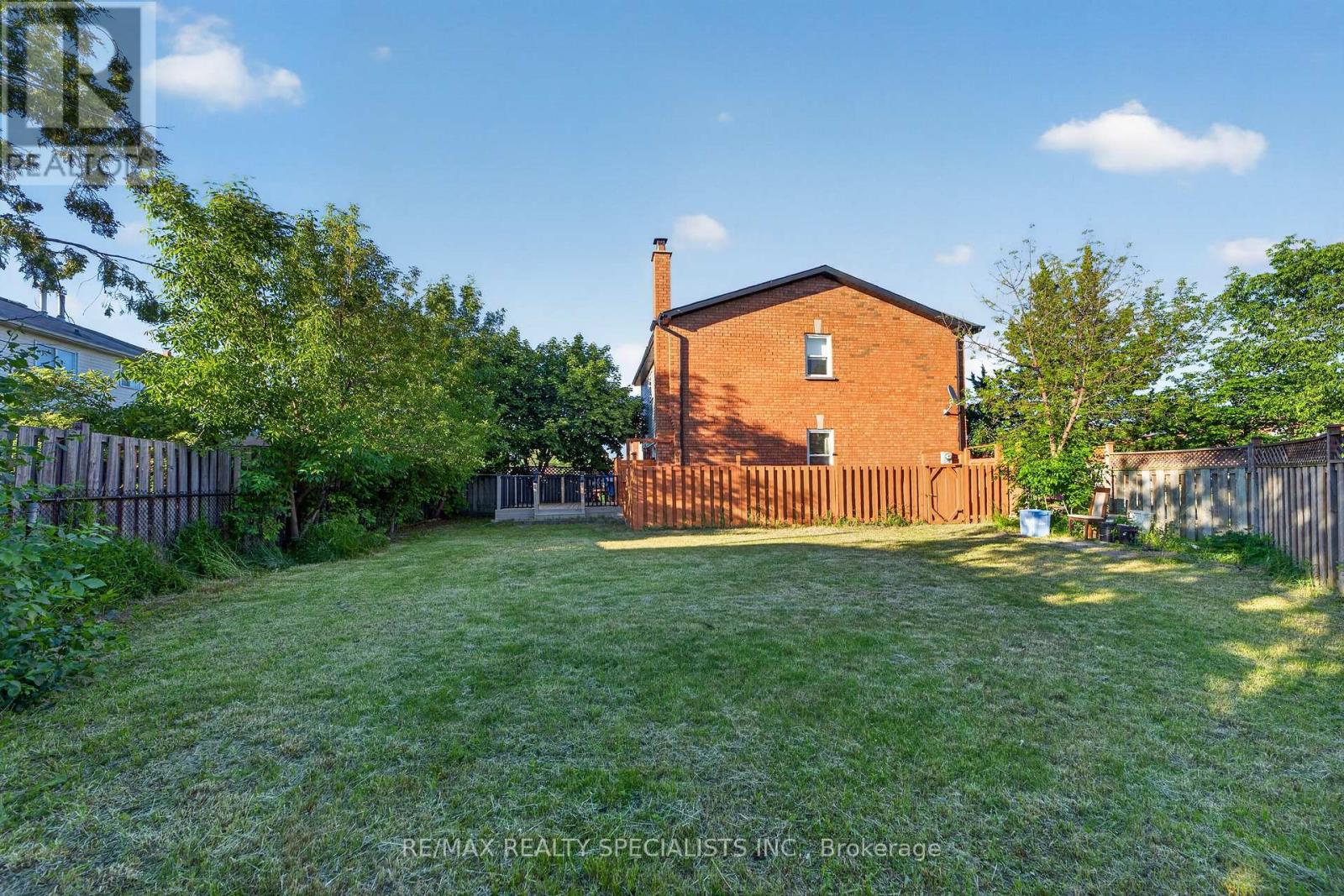 70 Tulip Drive, Brampton, Ontario  L6Y 3W7 - Photo 45 - W13426872