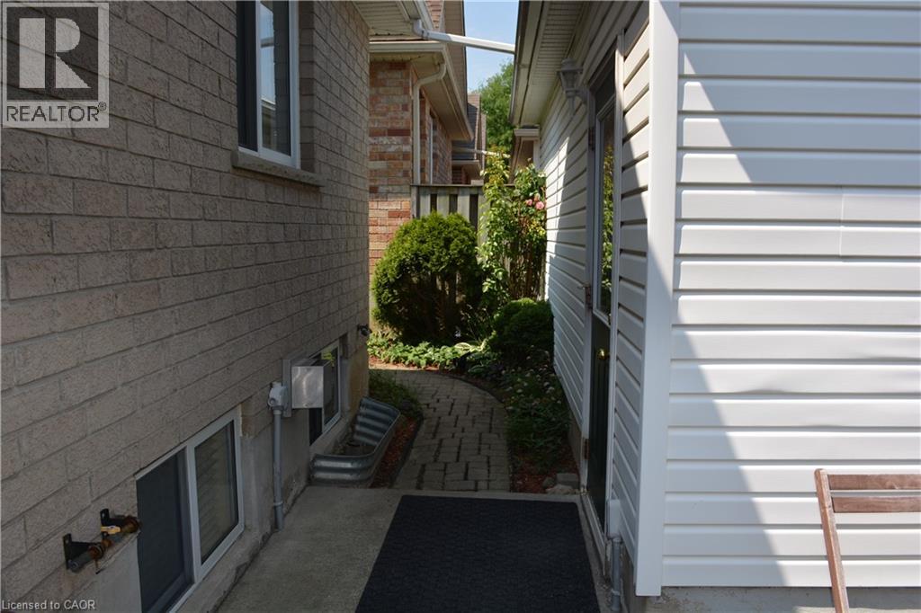 461 Columbia Street W Unit# 49, Waterloo, Ontario  N2T 2P5 - Photo 24 - 40844583
