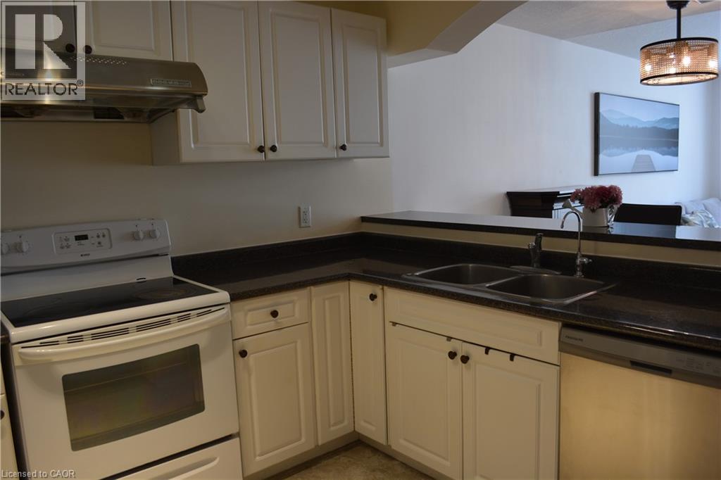 461 Columbia Street W Unit# 49, Waterloo, Ontario  N2T 2P5 - Photo 6 - 40844583