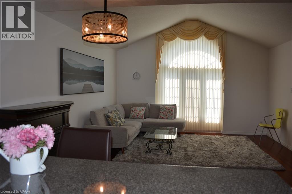 461 Columbia Street W Unit# 49, Waterloo, Ontario  N2T 2P5 - Photo 8 - 40844583