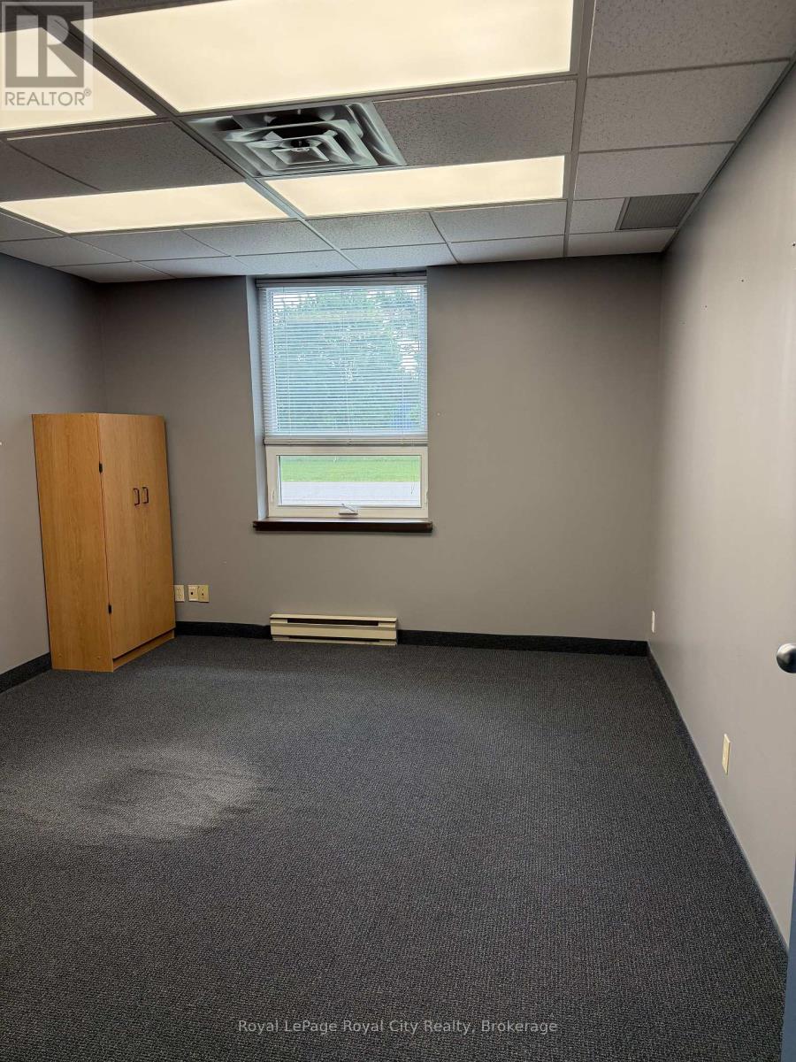 200 - 15 Lewis Road, Guelph, Ontario  N1H 1E9 - Photo 10 - X13521152