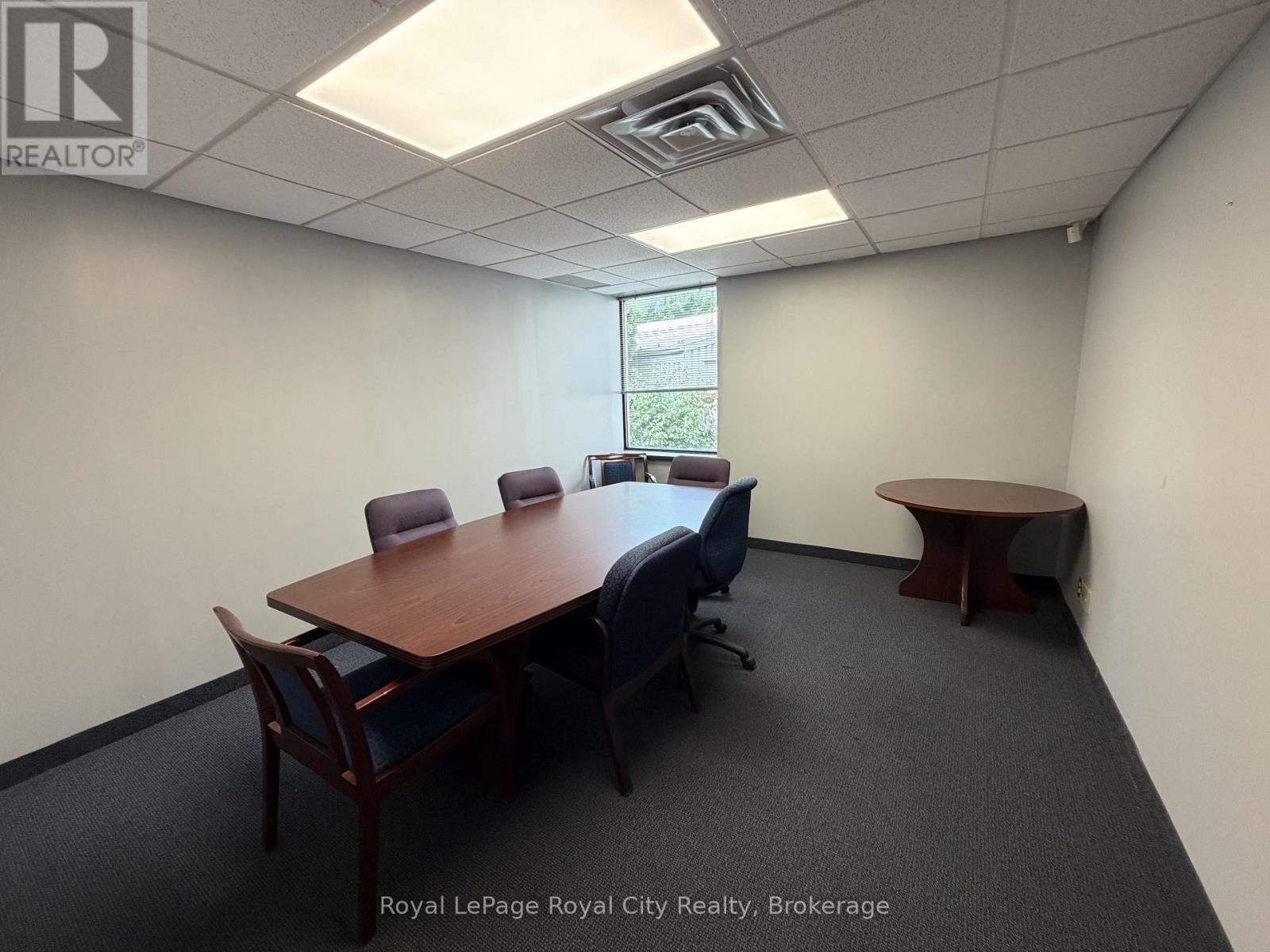 200 - 15 Lewis Road, Guelph, Ontario  N1H 1E9 - Photo 3 - X13521152
