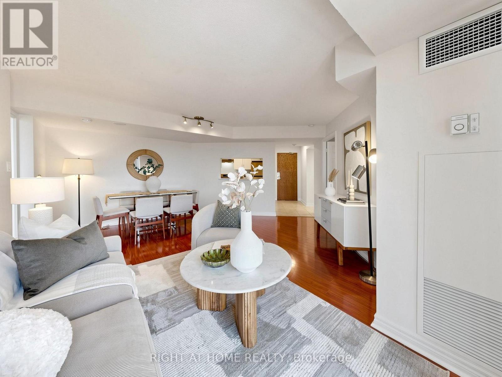 1119 - 1700 Eglinton Avenue E, Toronto (Victoria Village), Ontario  M4A 2X4 - Photo 10 - C13521020