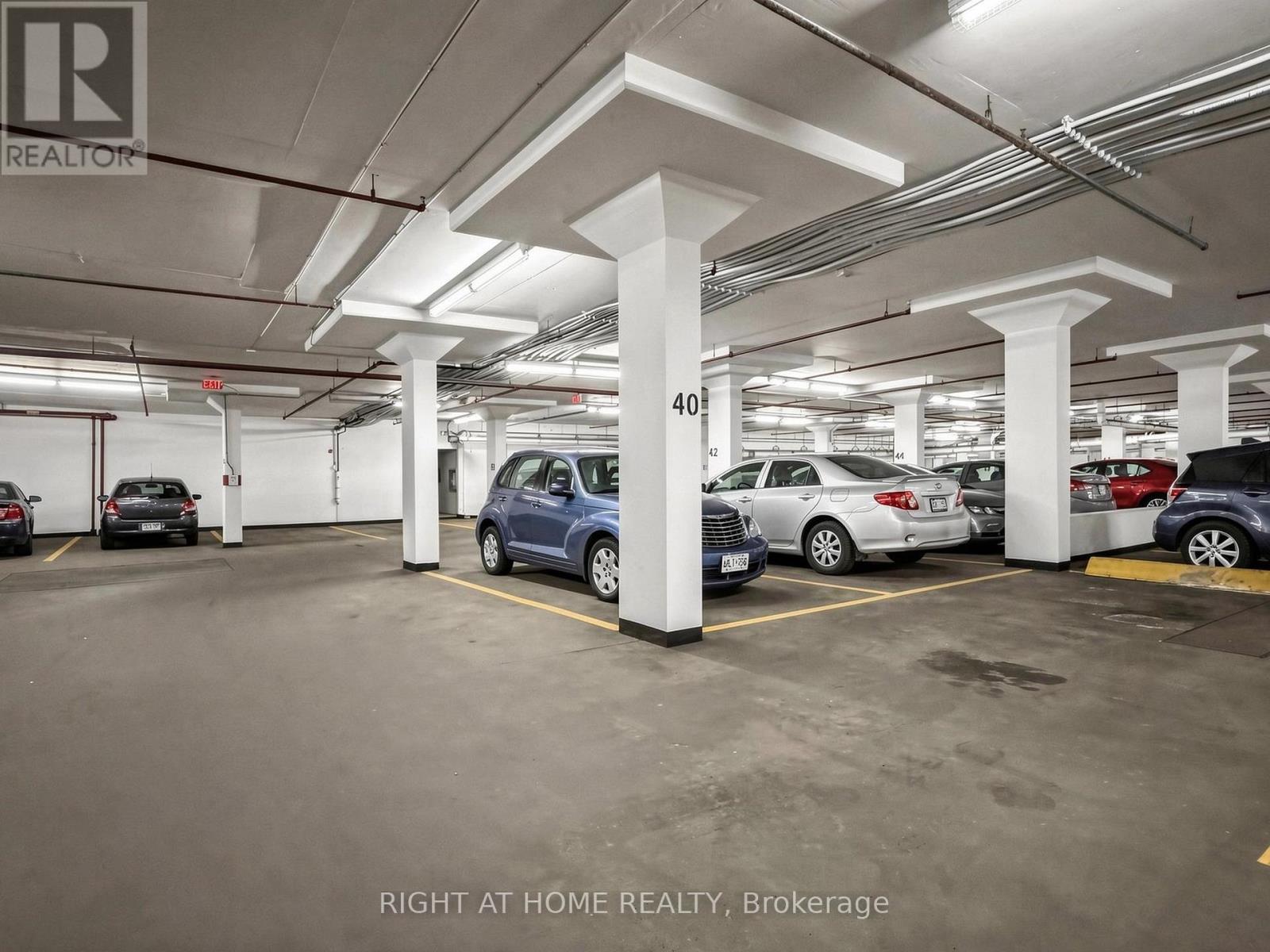 1119 - 1700 Eglinton Avenue E, Toronto (Victoria Village), Ontario  M4A 2X4 - Photo 37 - C13521020
