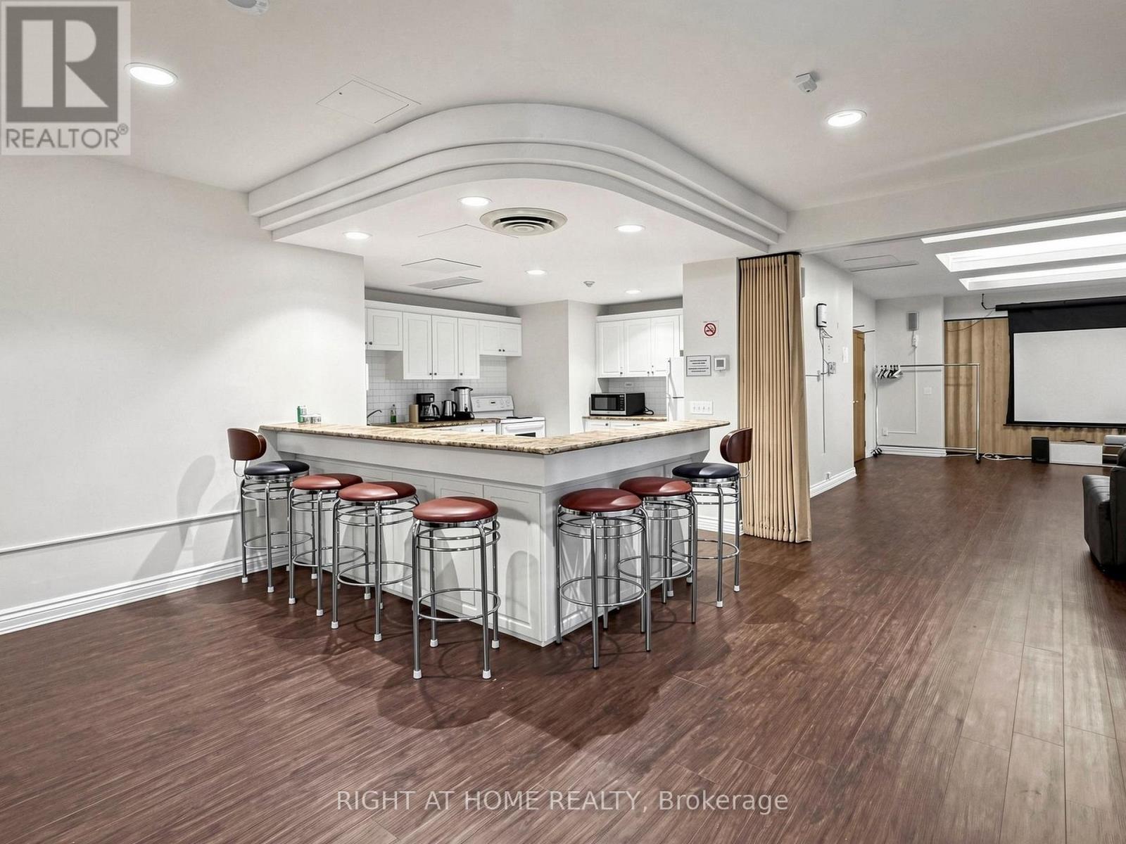 1119 - 1700 Eglinton Avenue E, Toronto (Victoria Village), Ontario  M4A 2X4 - Photo 41 - C13521020