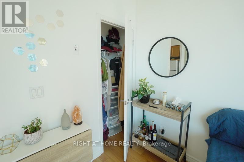 3307 - 219 Fort York Boulevard, Toronto, Ontario  M5V 1B1 - Photo 35 - C13521120