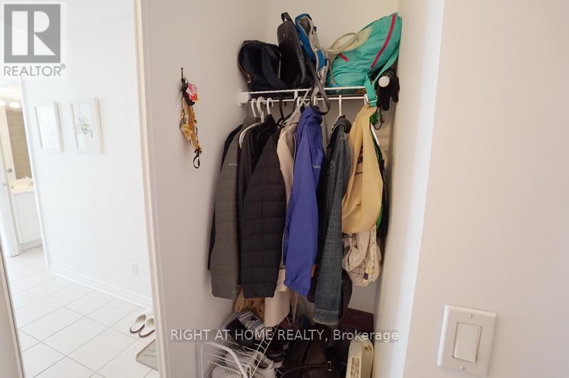 3307 - 219 Fort York Boulevard, Toronto, Ontario  M5V 1B1 - Photo 36 - C13521120
