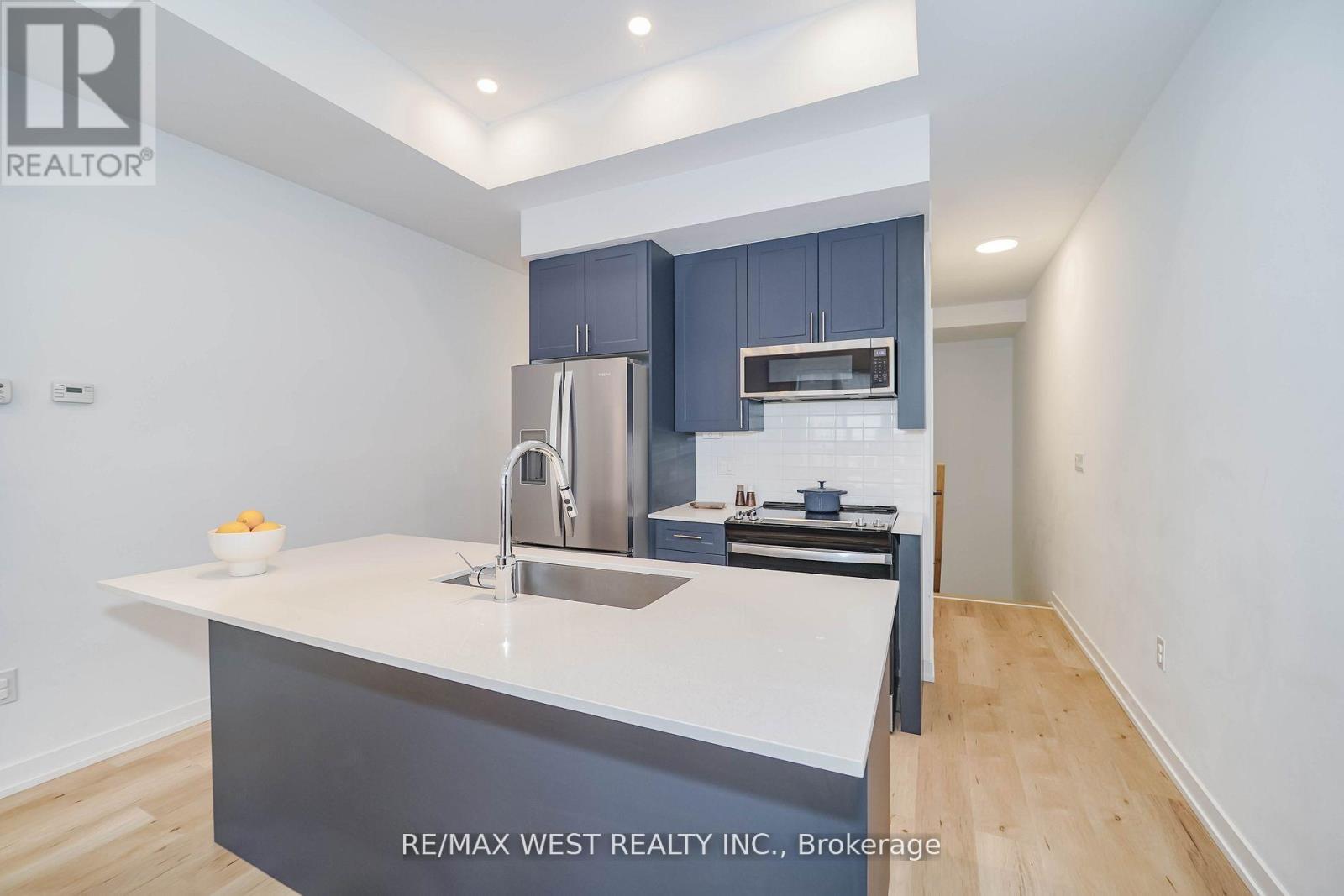 110 - 3686 St Clair Avenue E, Toronto, Ontario  M1M 0E4 - Photo 2 - E13520952