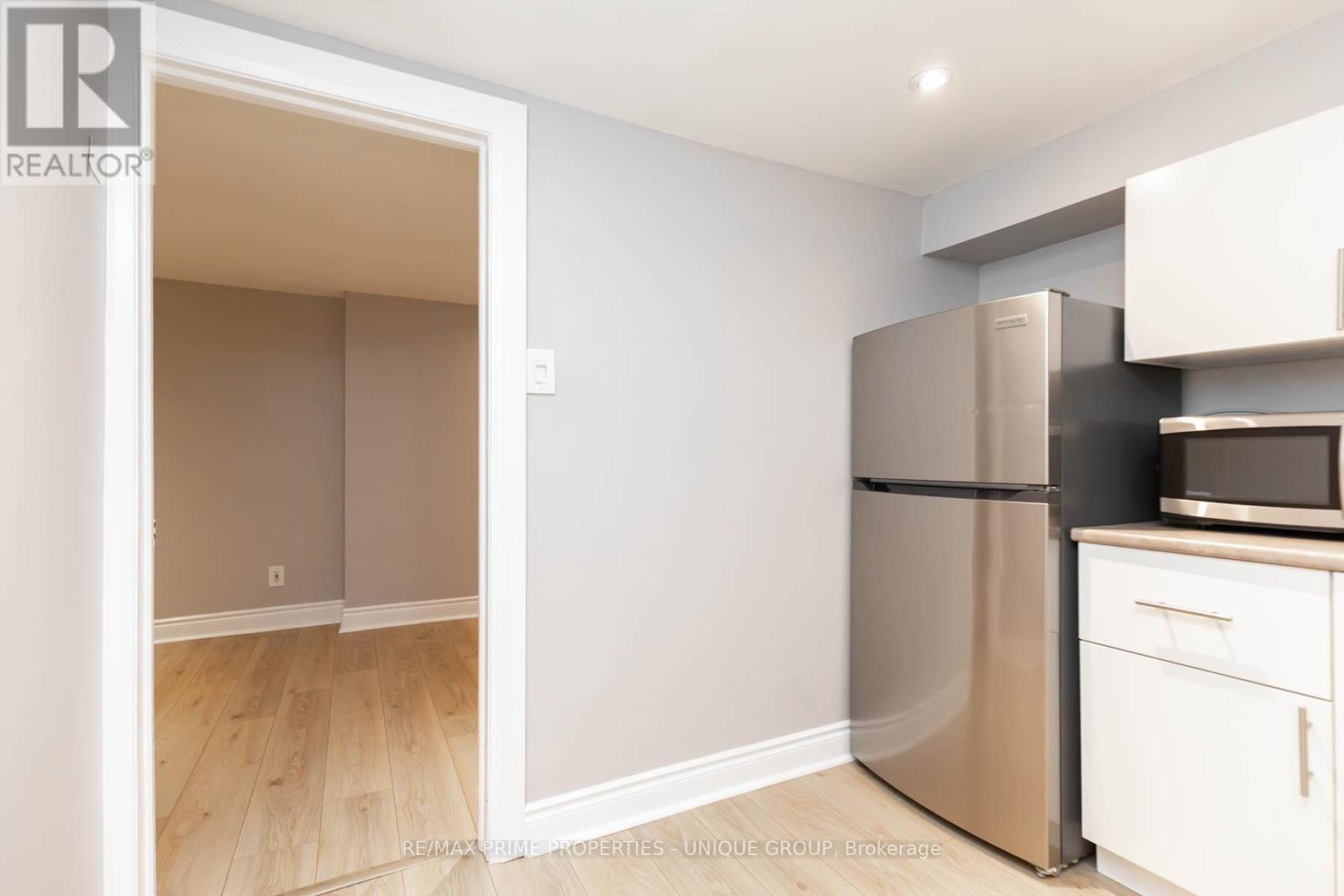 Bsmt - 1316 Queen Street E, Toronto, Ontario  M4L 1C5 - Photo 10 - E13521078