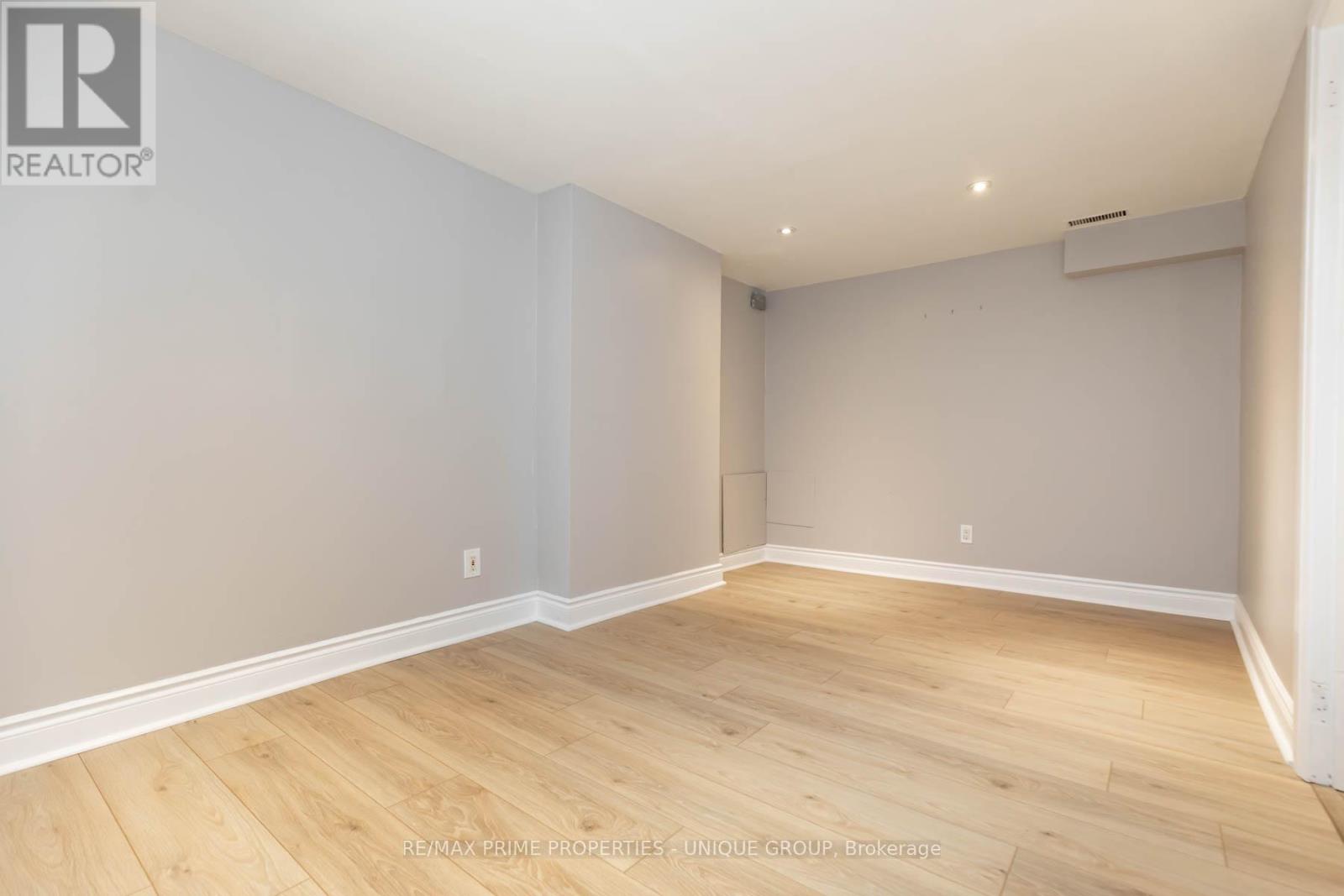 BSMT - 1316 QUEEN STREET E