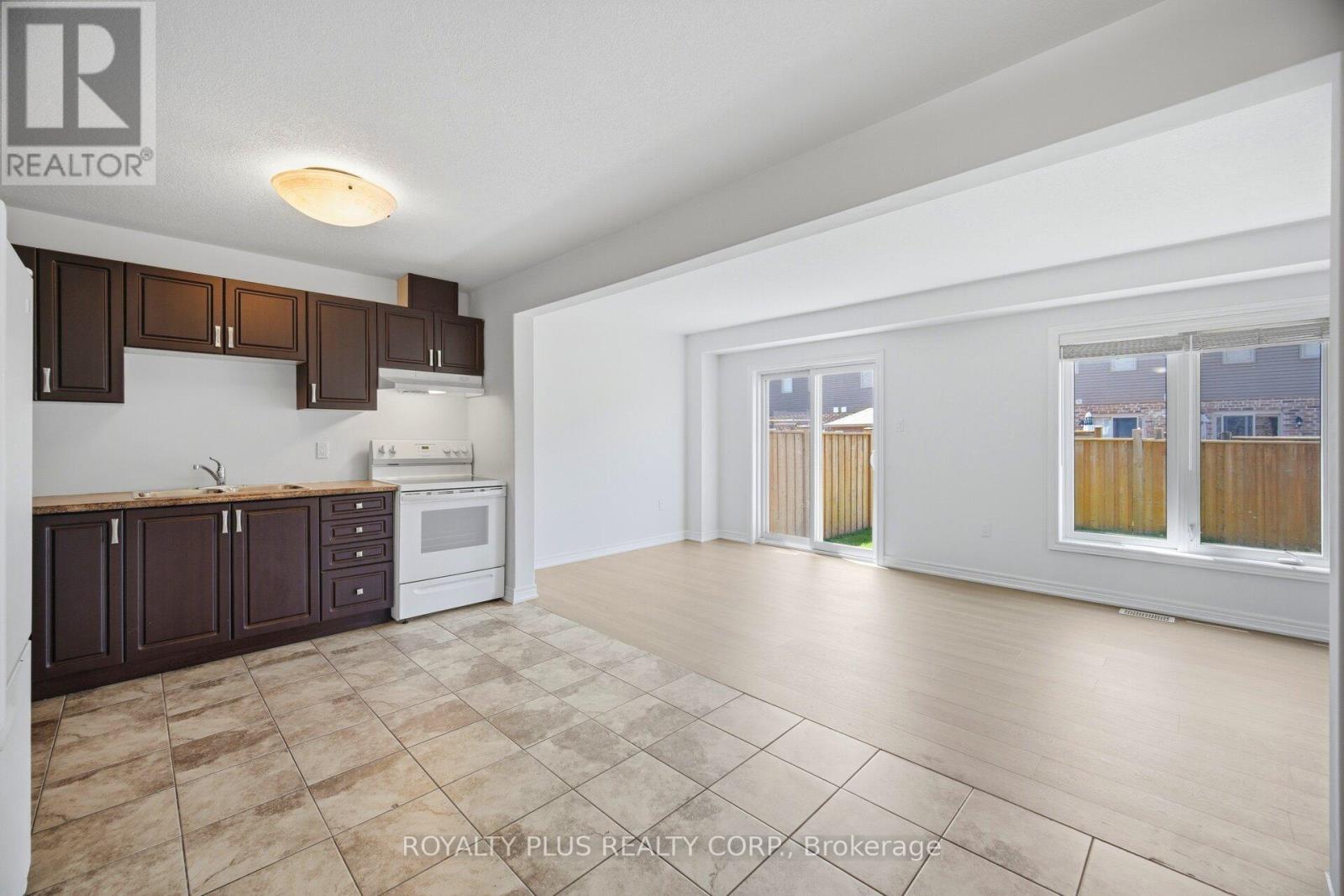 222 Hutchinson Drive, New Tecumseth, Ontario  L9R 0P9 - Photo 13 - N13521022