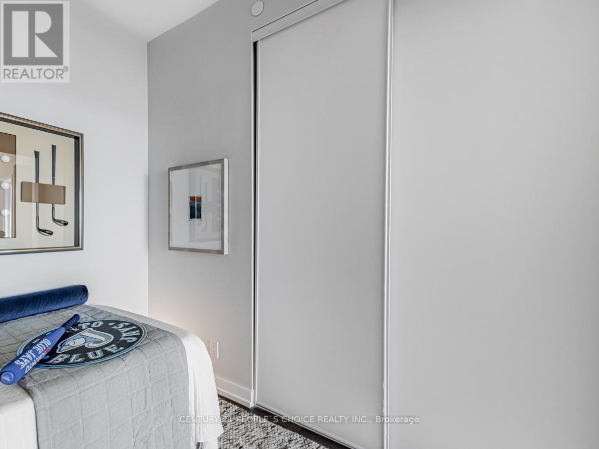 1805 - 898 Portage Parkway, Vaughan, Ontario  L4K 0J6 - Photo 18 - N13521054