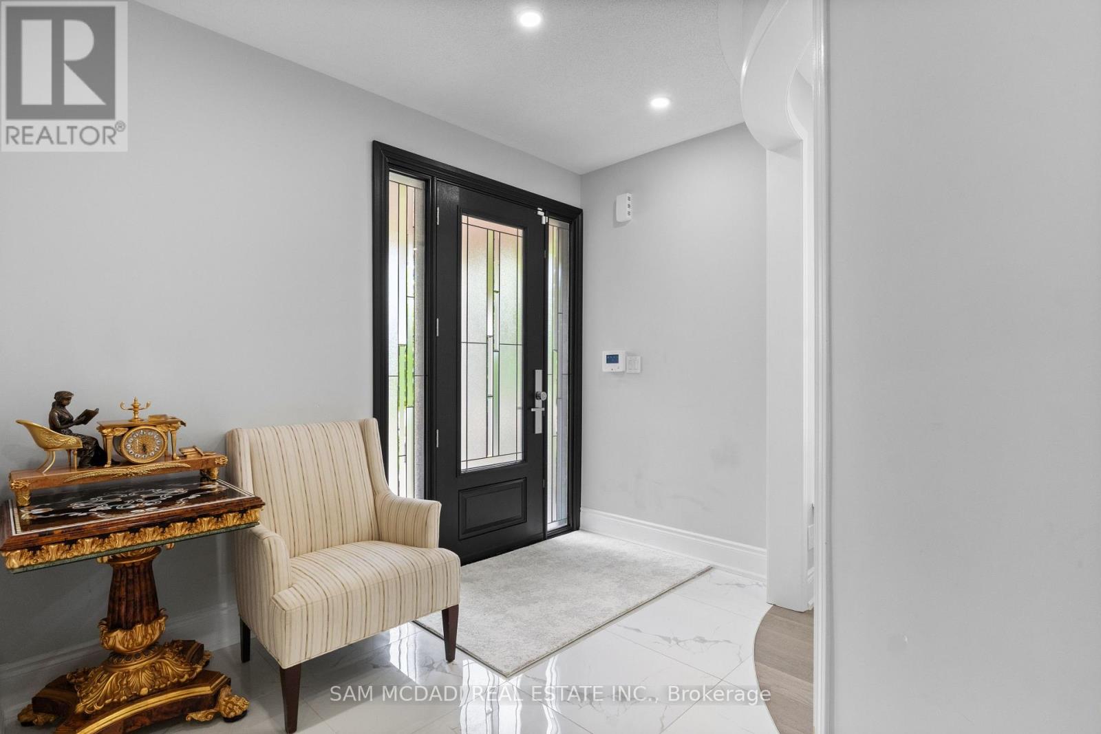 7516 Terragar Boulevard, Mississauga, Ontario  L5N 8H6 - Photo 3 - W13520912