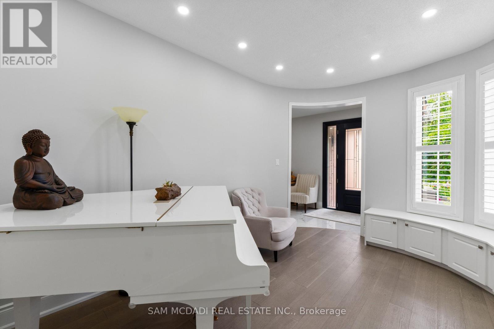 7516 Terragar Boulevard, Mississauga, Ontario  L5N 8H6 - Photo 4 - W13520912