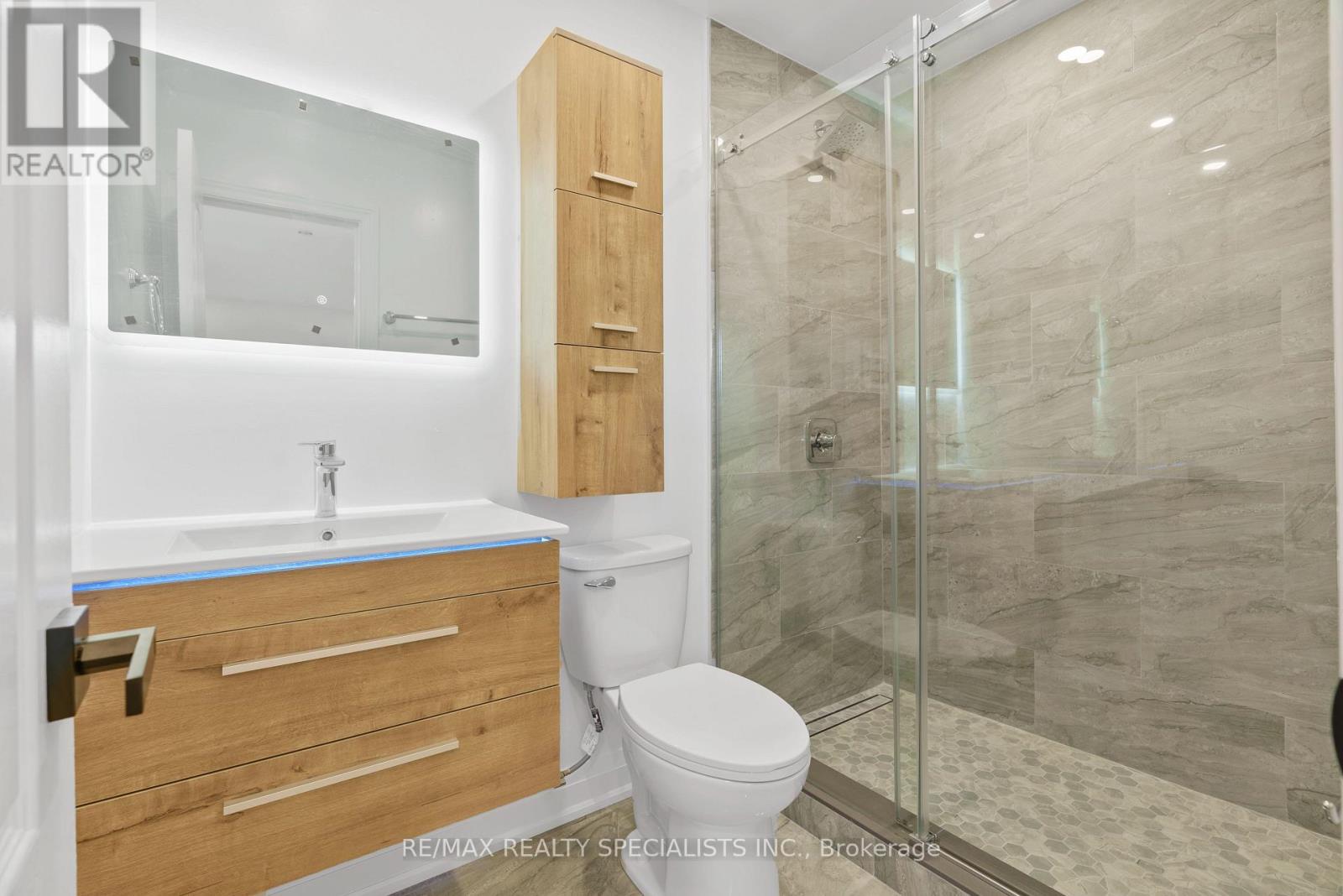 Upper - 6419 Chaumont Crescent, Mississauga, Ontario  L5N 2M7 - Photo 19 - W13520942