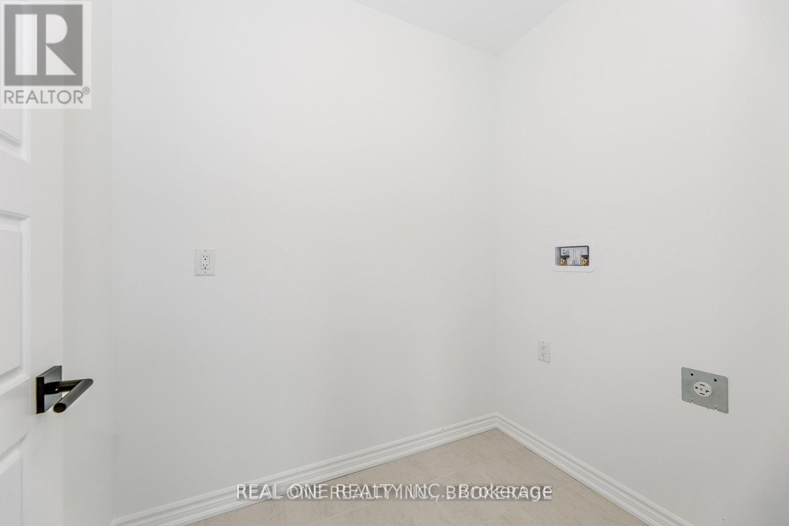 34 - 980 Logan Drive, Milton, Ontario  L9T 7E7 - Photo 17 - W13520980
