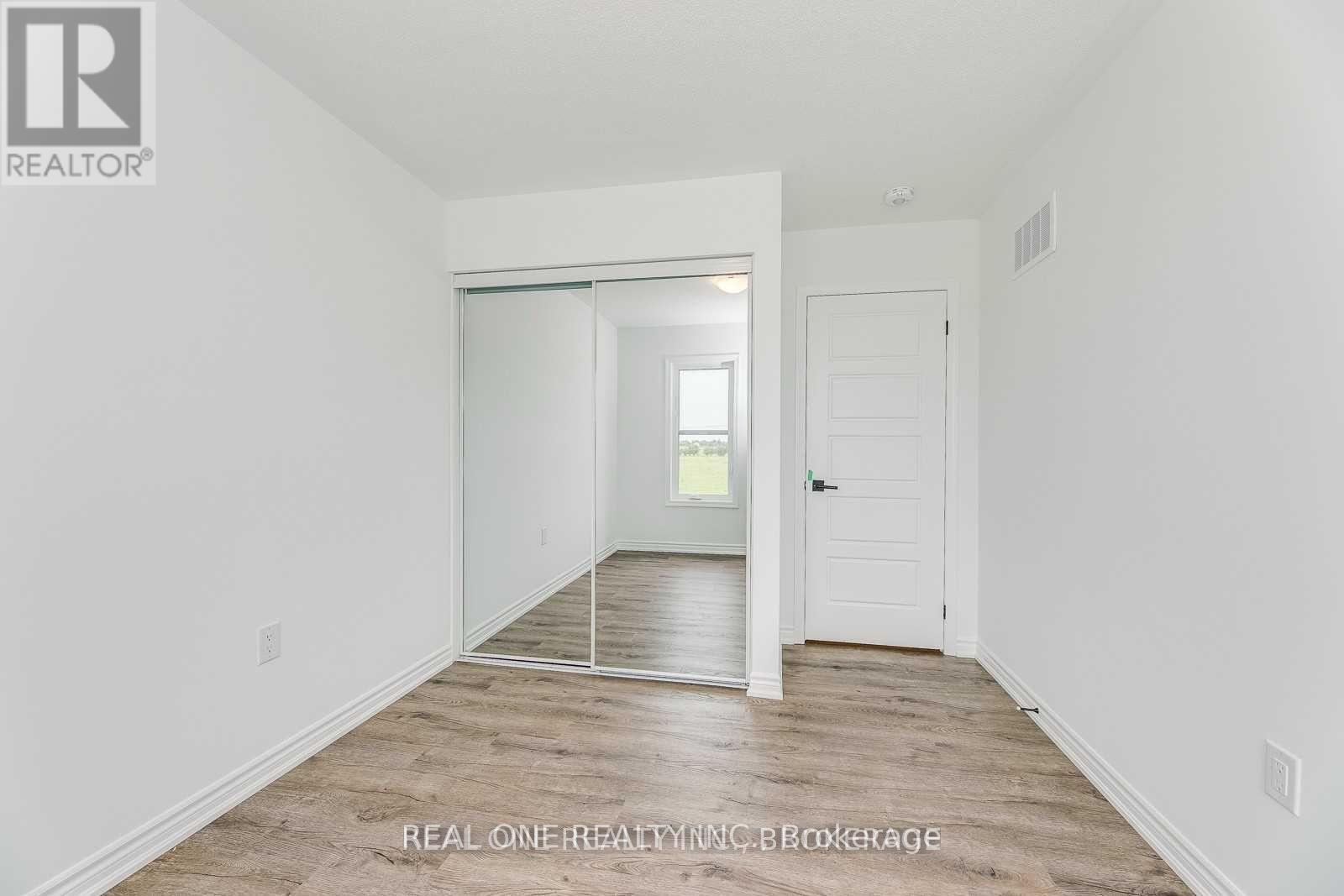 34 - 980 Logan Drive, Milton, Ontario  L9T 7E7 - Photo 24 - W13520980
