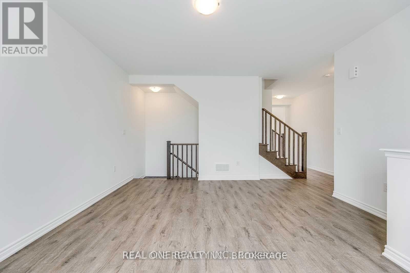 34 - 980 Logan Drive, Milton, Ontario  L9T 7E7 - Photo 6 - W13520980