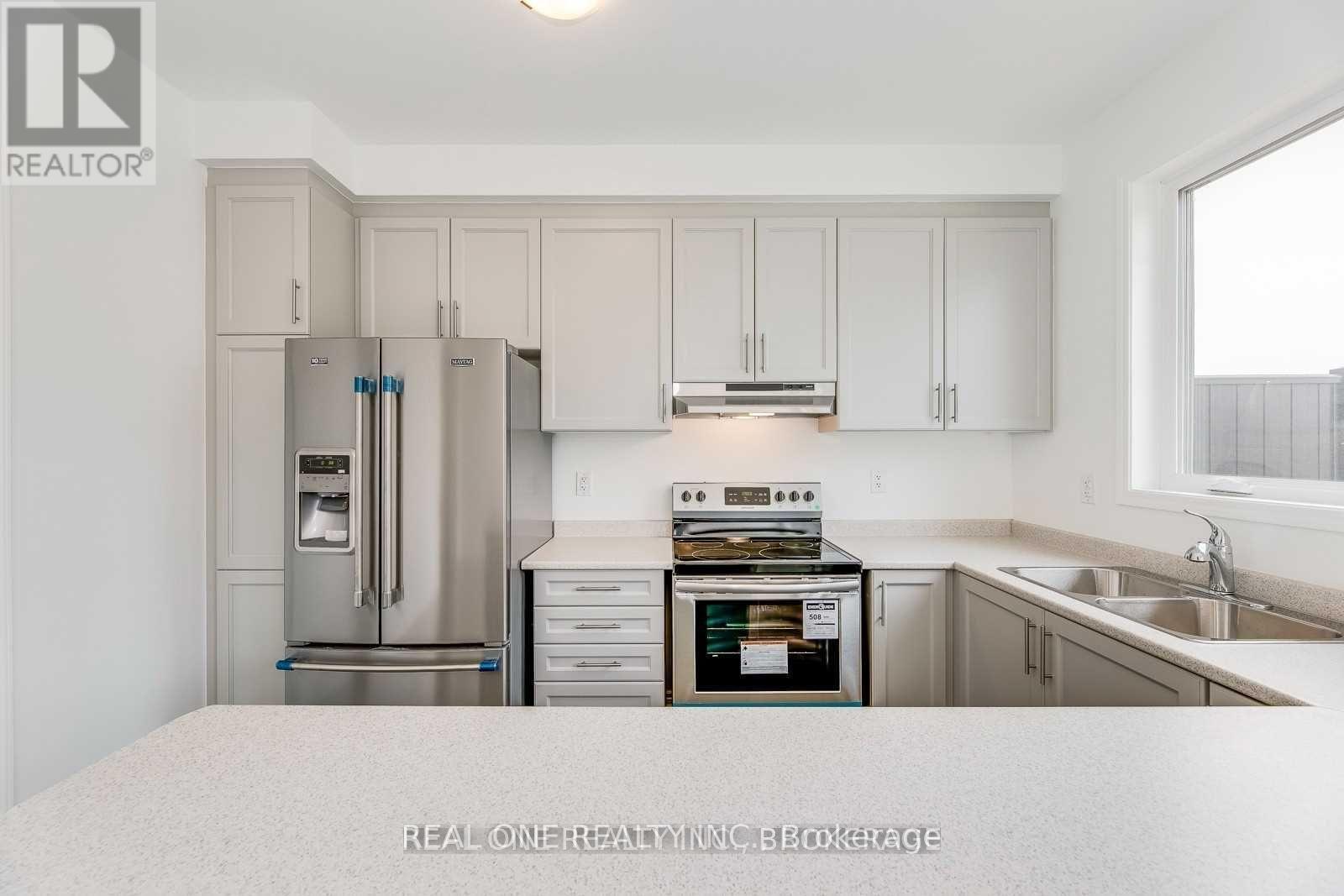 34 - 980 Logan Drive, Milton, Ontario  L9T 7E7 - Photo 8 - W13520980