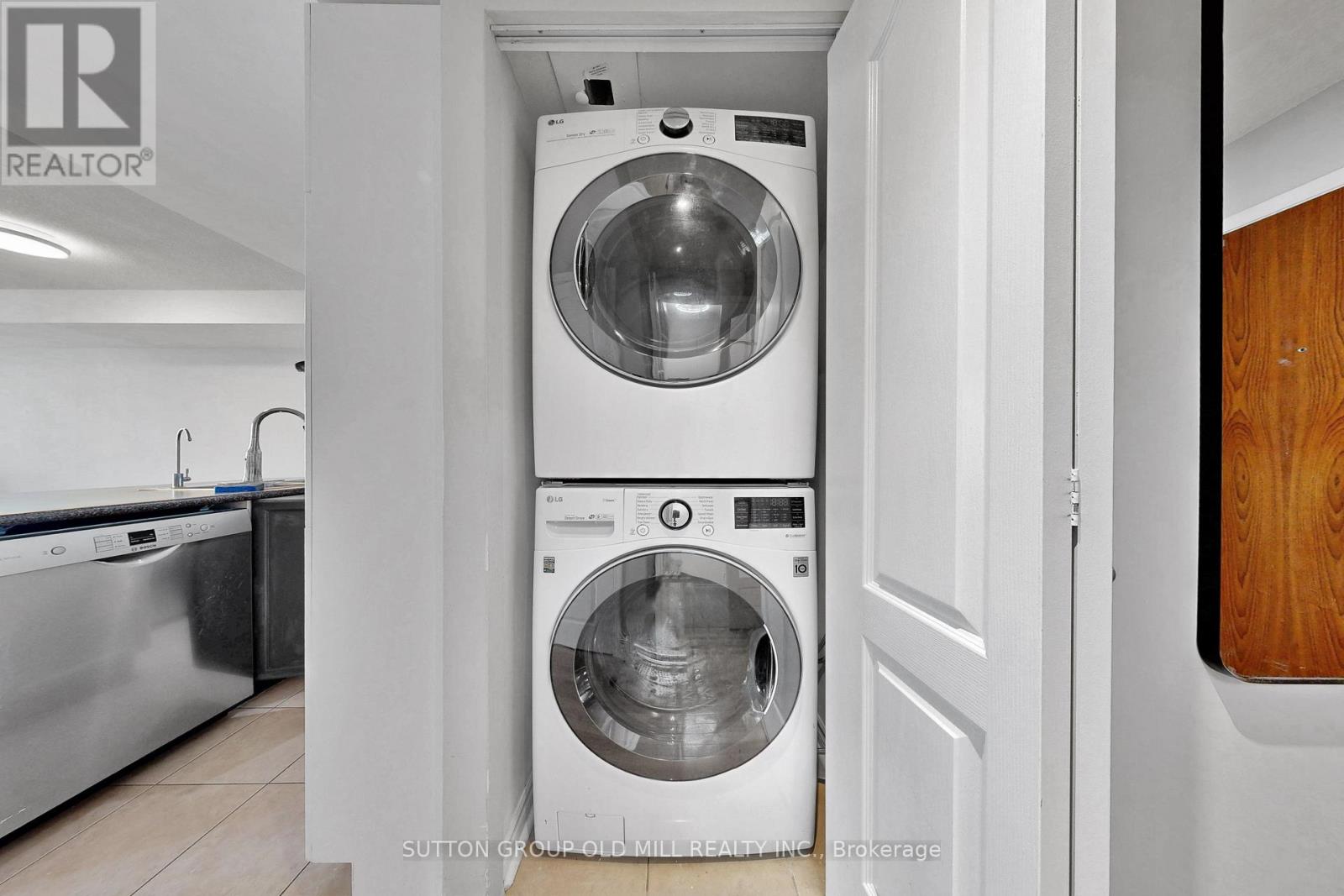 709 - 1 Elm Drive W, Mississauga, Ontario  L5B 4M1 - Photo 11 - W13521042