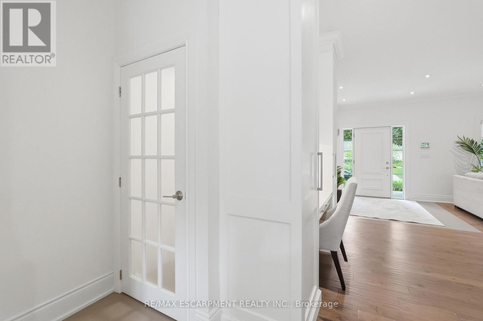 270 Poplar Drive, Burlington, Ontario  L7L 2N4 - Photo 29 - W13521060