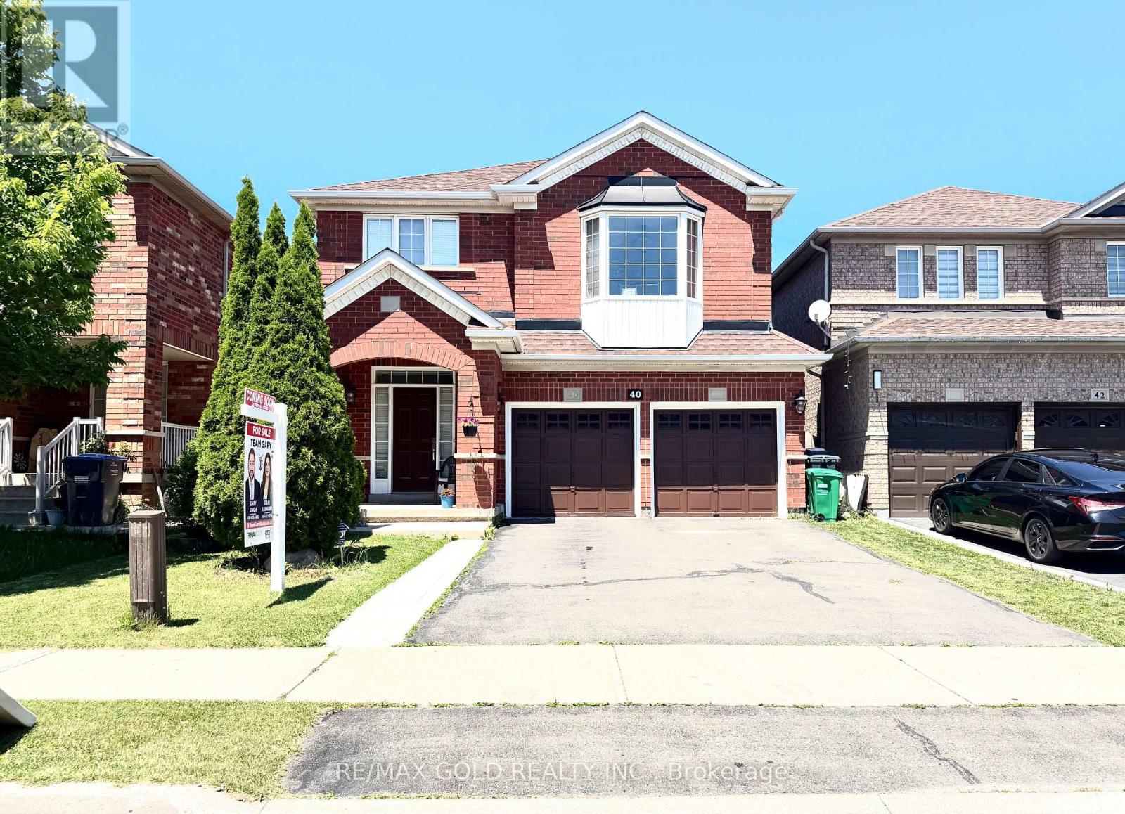 40 Dunure Crescent, Brampton, Ontario  L7A 2Y6 - Photo 1 - W13521074
