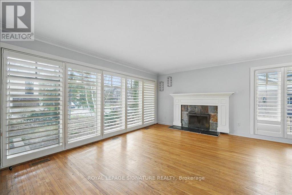 1406 Acton Crescent, Oakville, Ontario  L6J 2S5 - Photo 7 - W13521106