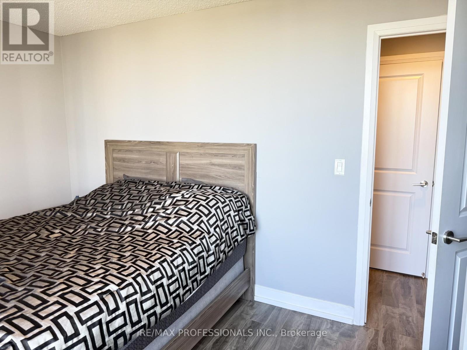 1229 - 2 Eva Road, Toronto, Ontario  M9C 0A9 - Photo 11 - W13521128