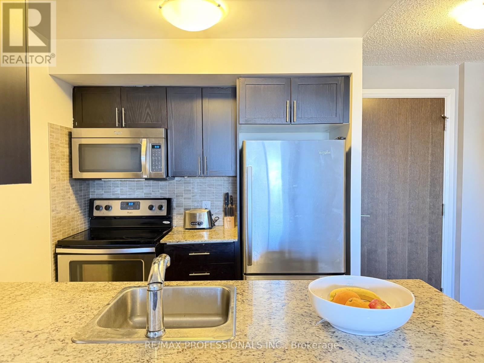 1229 - 2 Eva Road, Toronto, Ontario  M9C 0A9 - Photo 4 - W13521128