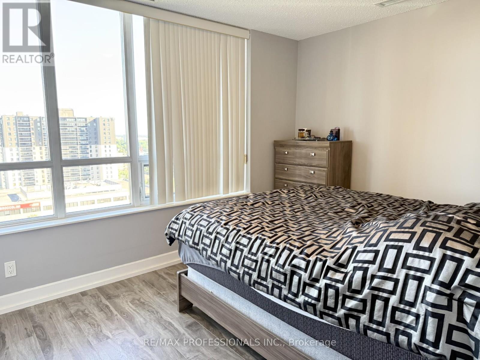 1229 - 2 Eva Road, Toronto, Ontario  M9C 0A9 - Photo 9 - W13521128