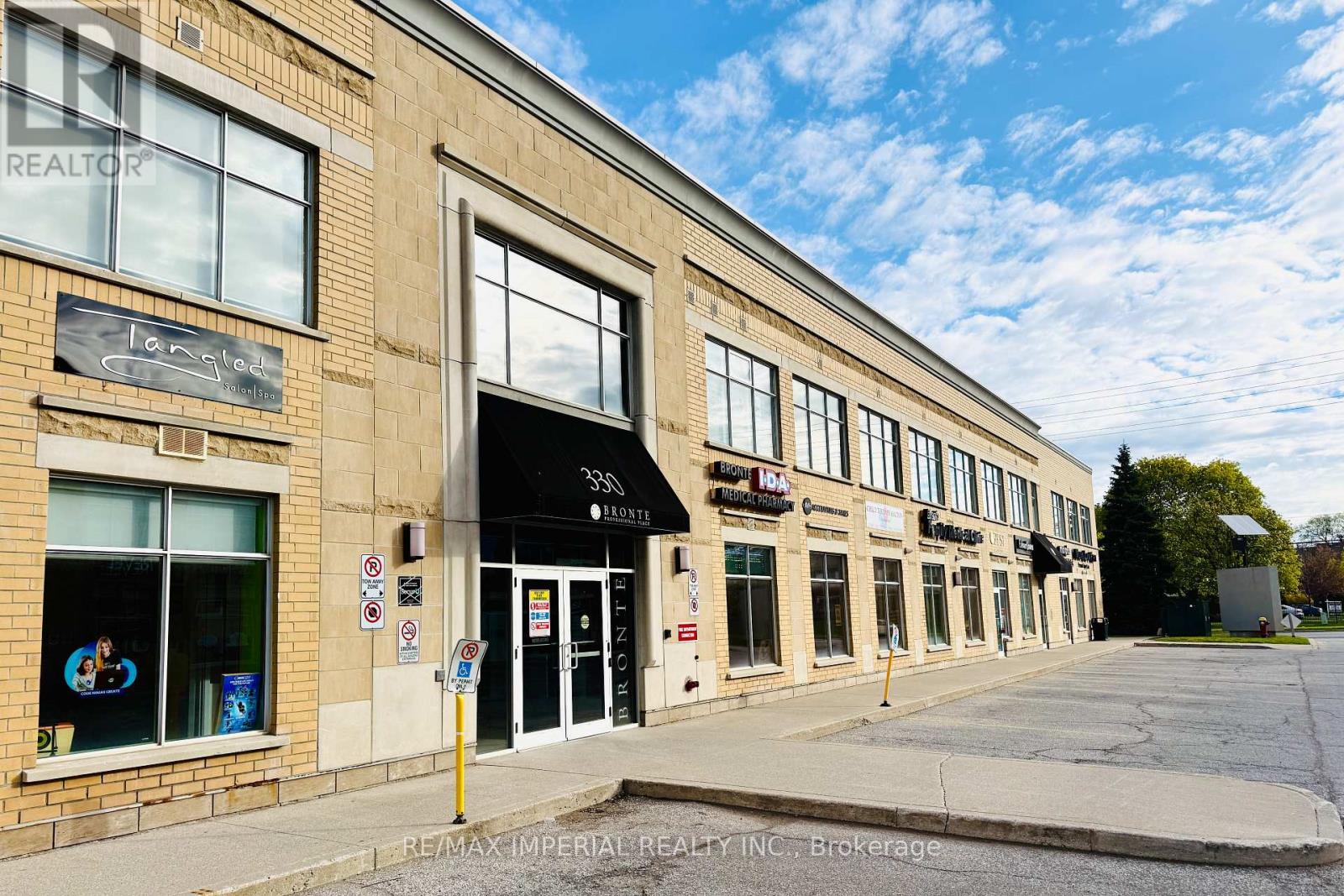 203 - 330 BRONTE STREET S, Milton, Ontario