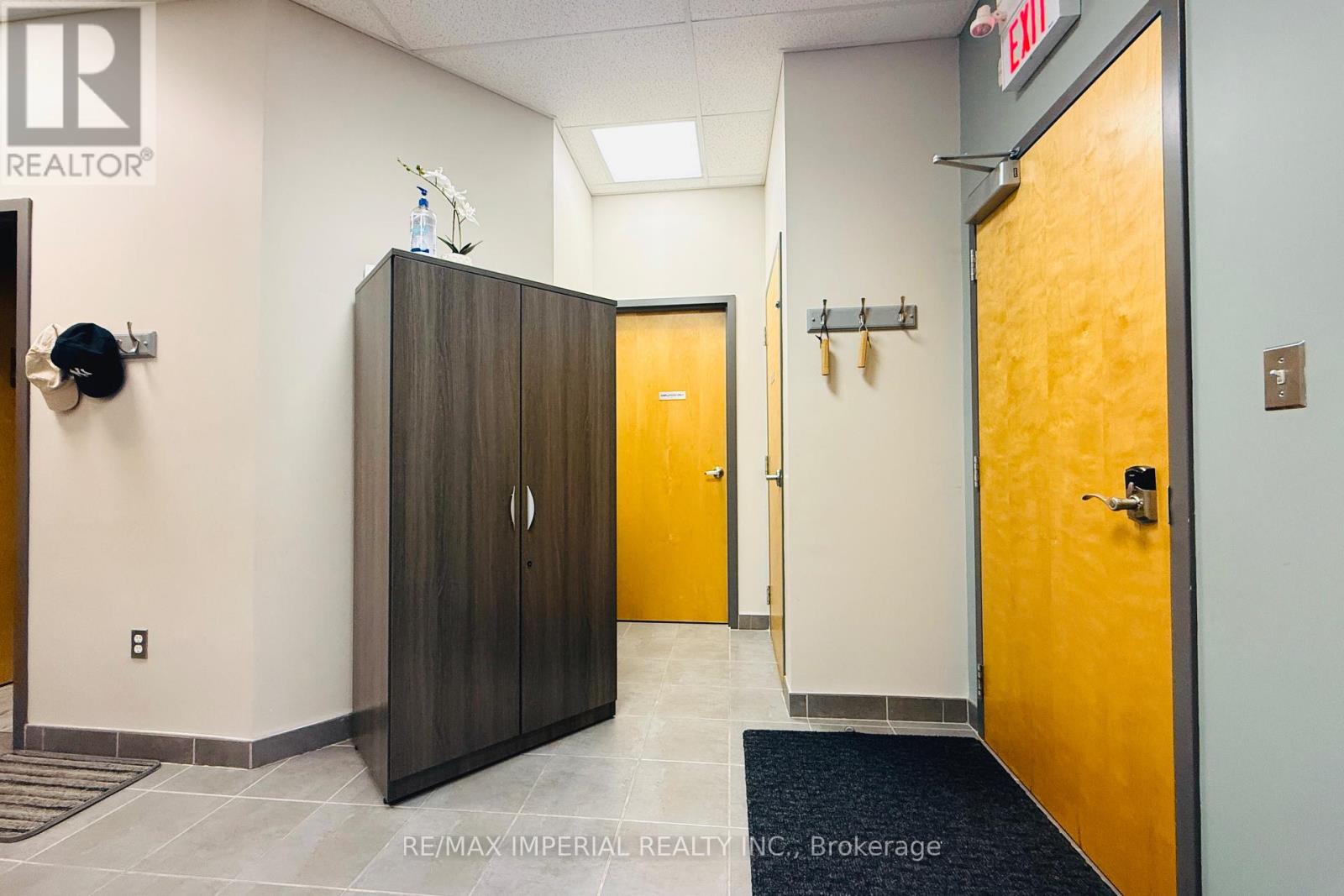 203 - 330 Bronte Street S, Milton, Ontario  L9T 7X1 - Photo 13 - W13521148