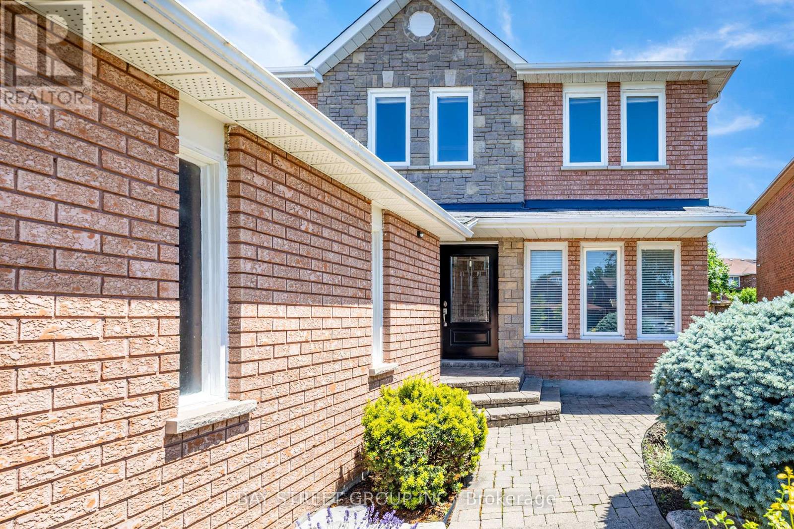 3134 Orleans Road, Mississauga, Ontario  L5L 5L4 - Photo 3 - W13509928