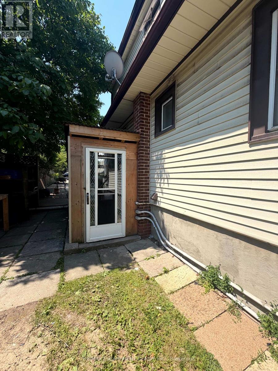 Lower Level - 98 Limeridge Road E, Hamilton, Ontario  L9A 2S3 - Photo 3 - X13520908