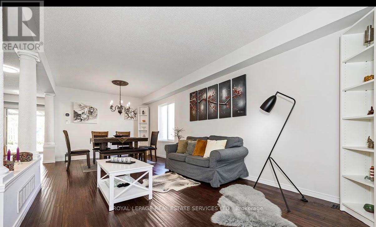 635 Commonwealth Crescent, Kitchener, Ontario  N2E 4J9 - Photo 1 - X13520968