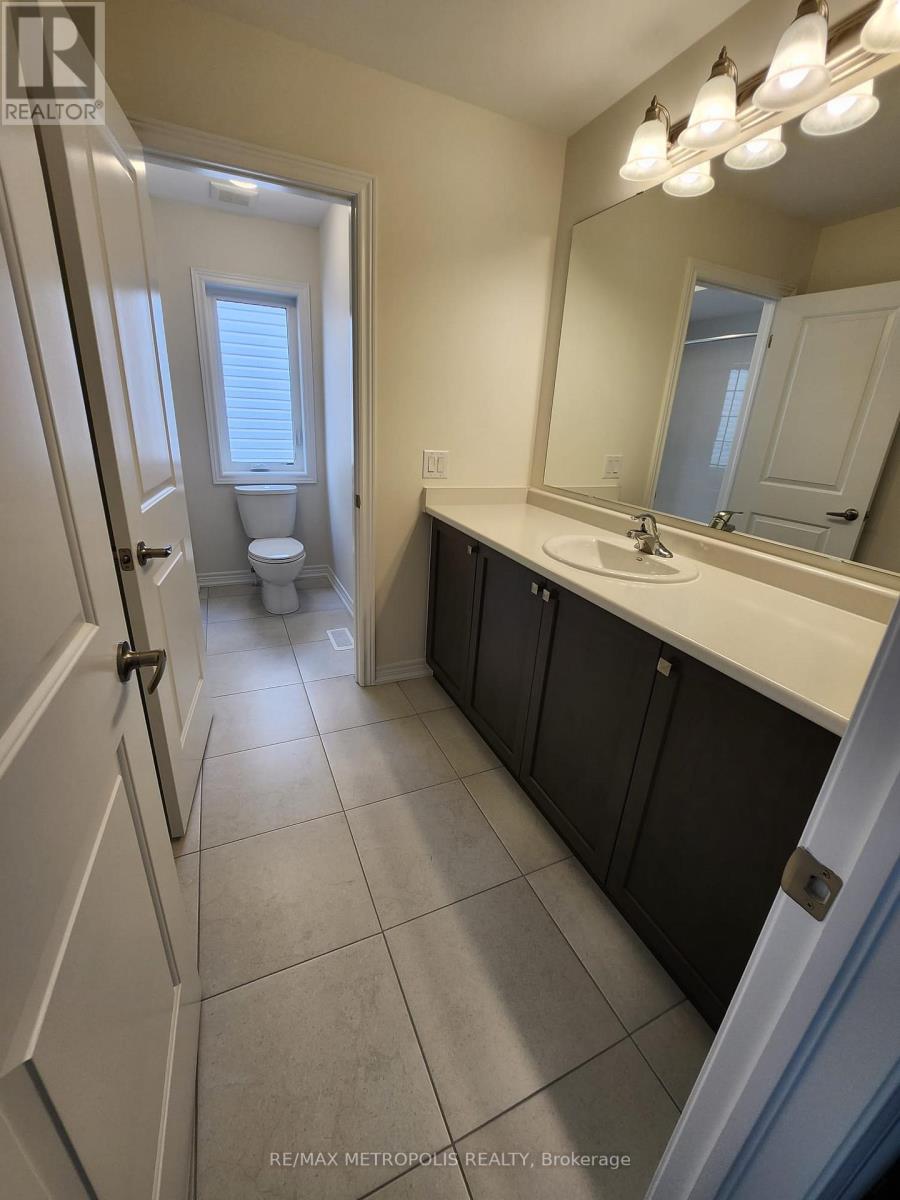 15 Georgina Street, Kitchener, Ontario  N2R 0S6 - Photo 3 - X13521000