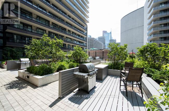 617 - 570 Bay Street, Toronto (Bay Street Corridor), Ontario  M5G 0B2 - Photo 19 - C13520998