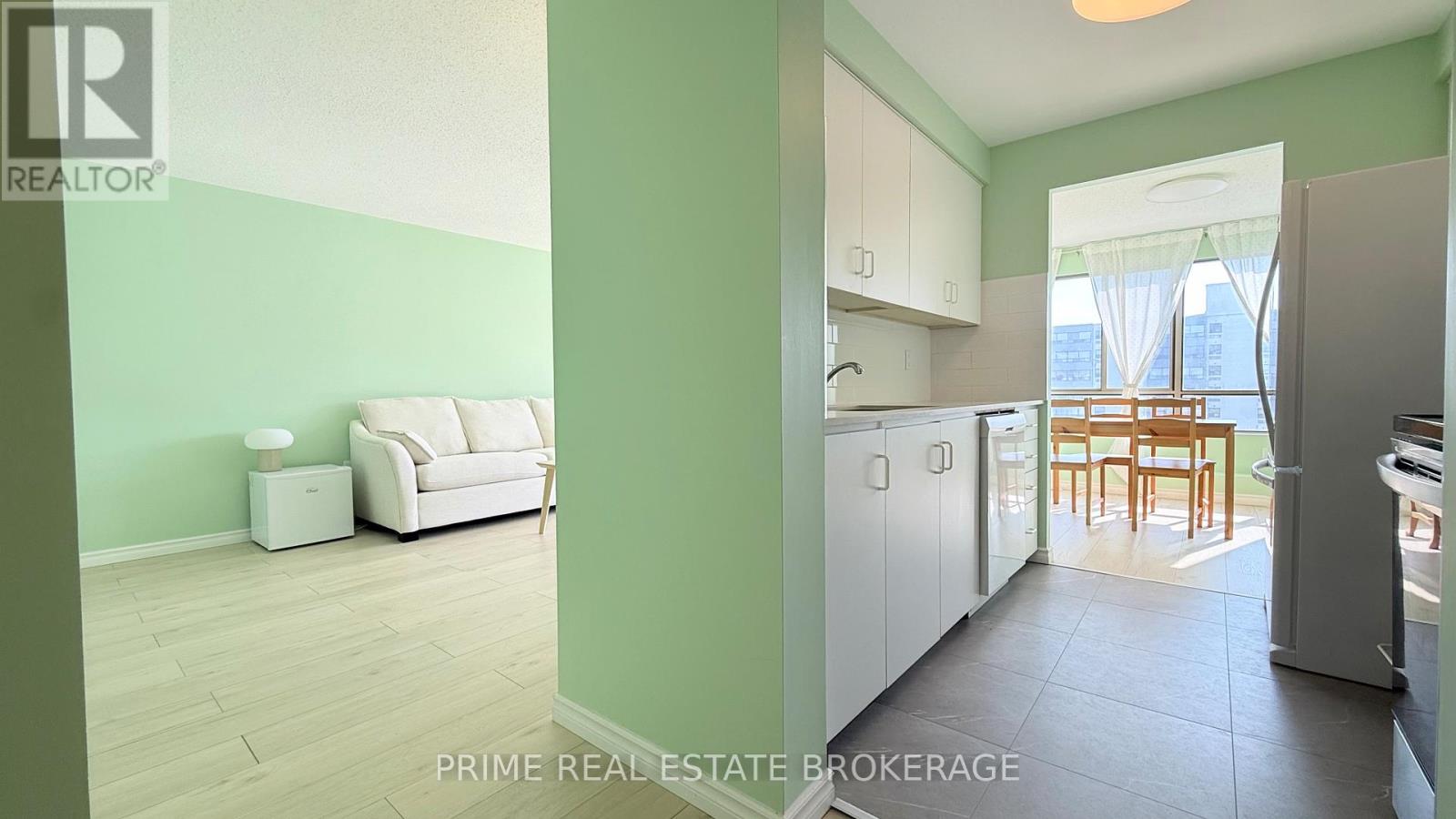 912 - 570 Proudfoot Lane, London North, Ontario  N6H 4Z1 - Photo 5 - X13521204