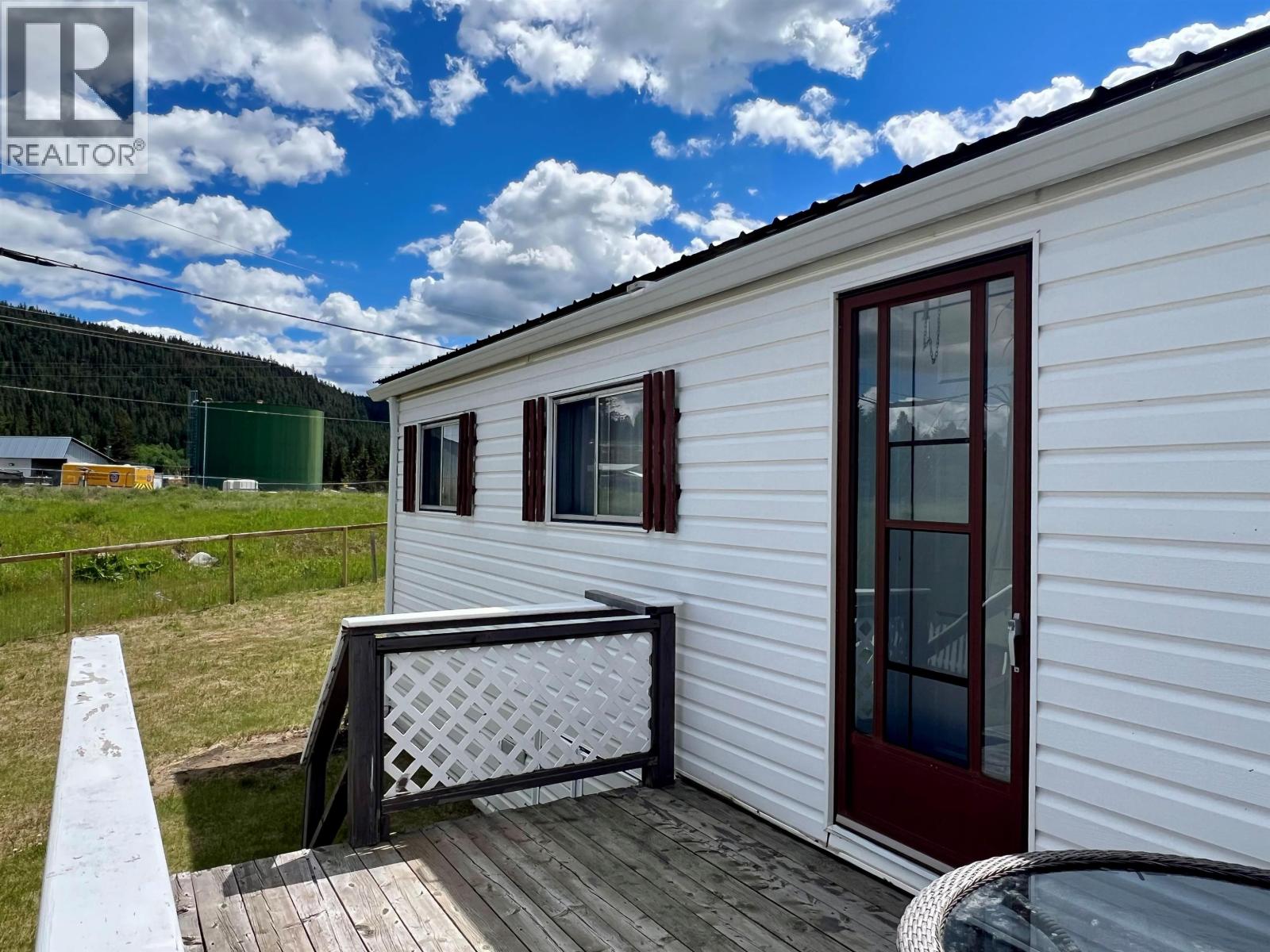 32 375 Horse Lake Road, 100 Mile House, British Columbia  V0K 2E0 - Photo 23 - R3142554