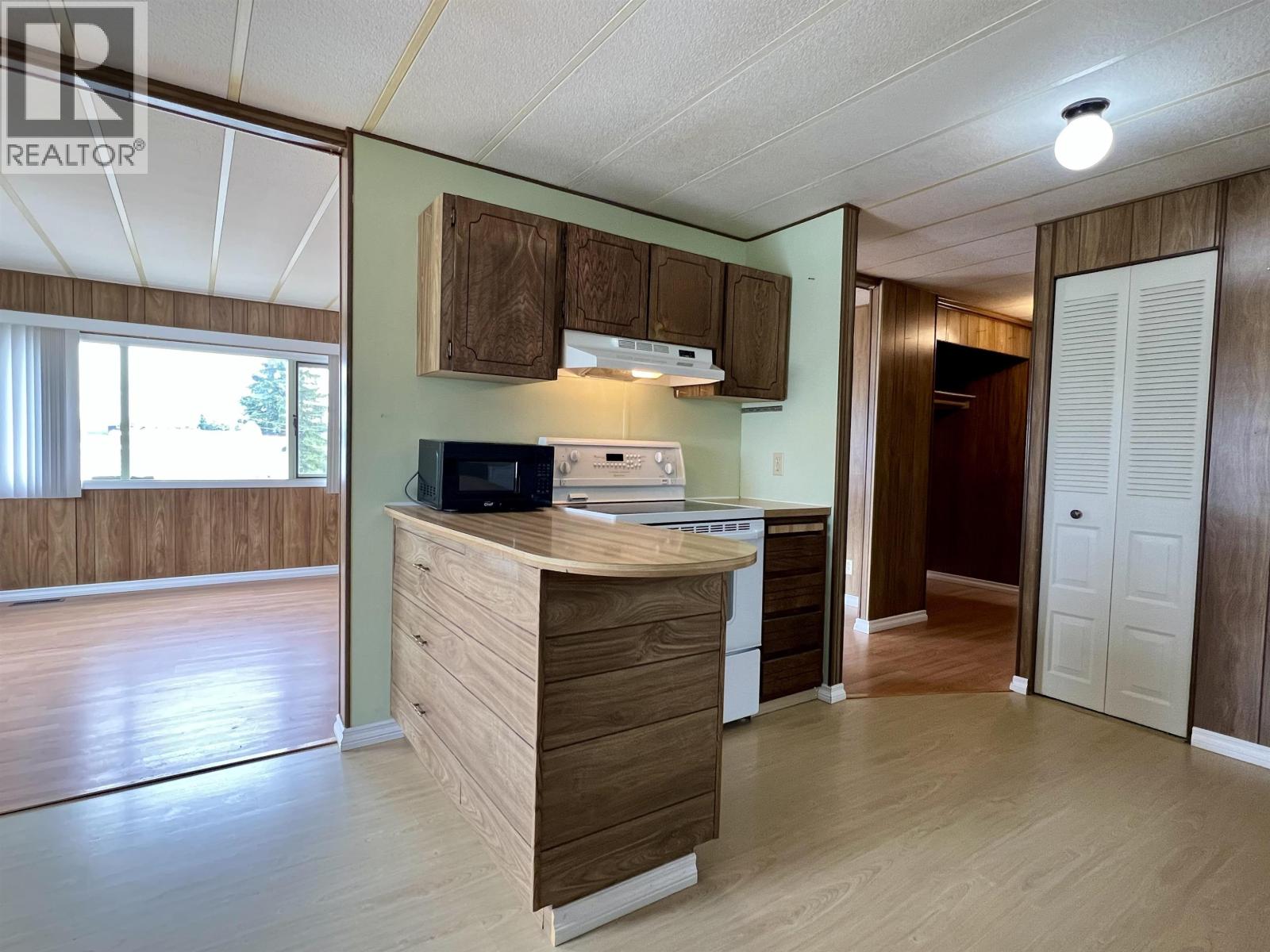32 375 Horse Lake Road, 100 Mile House, British Columbia  V0K 2E0 - Photo 7 - R3142554