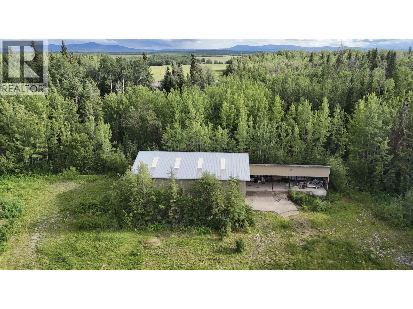 826 Oak Street, Vanderhoof, British Columbia  V0J 3A1 - Photo 13 - R3142317