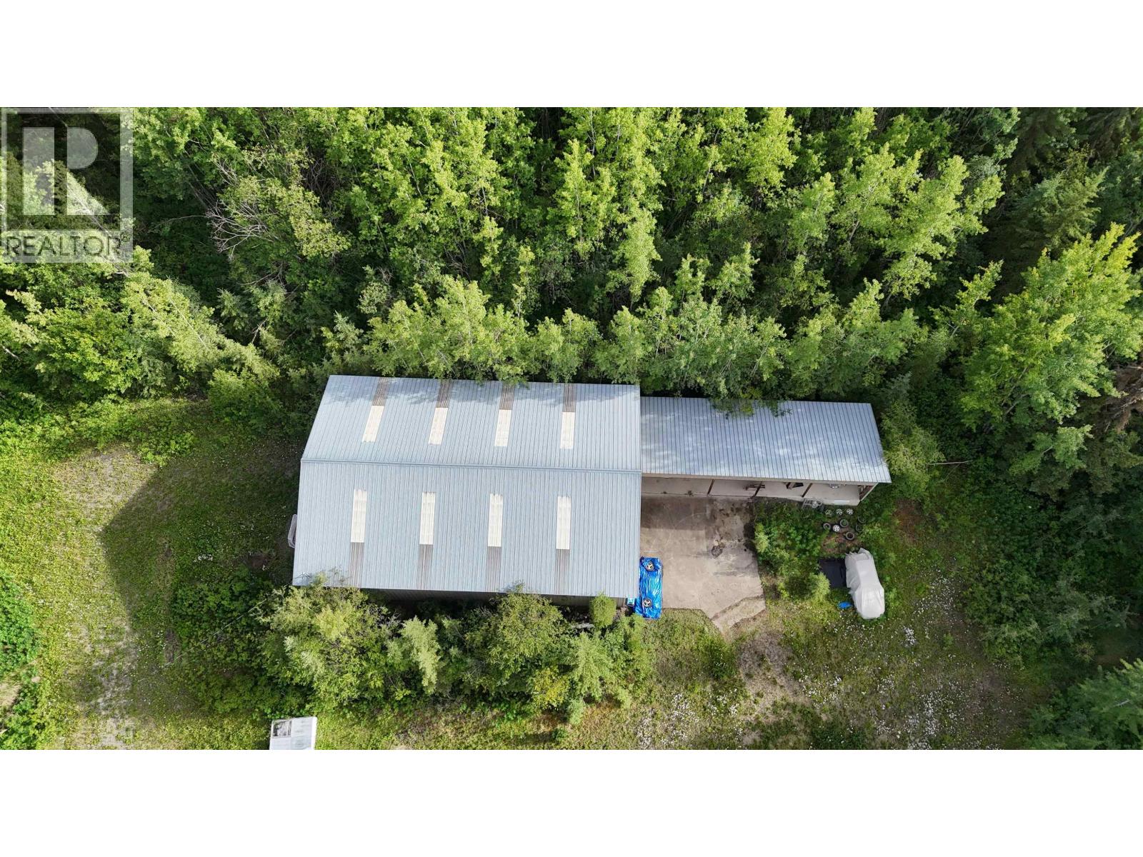 826 Oak Street, Vanderhoof, British Columbia  V0J 3A1 - Photo 12 - R3142317