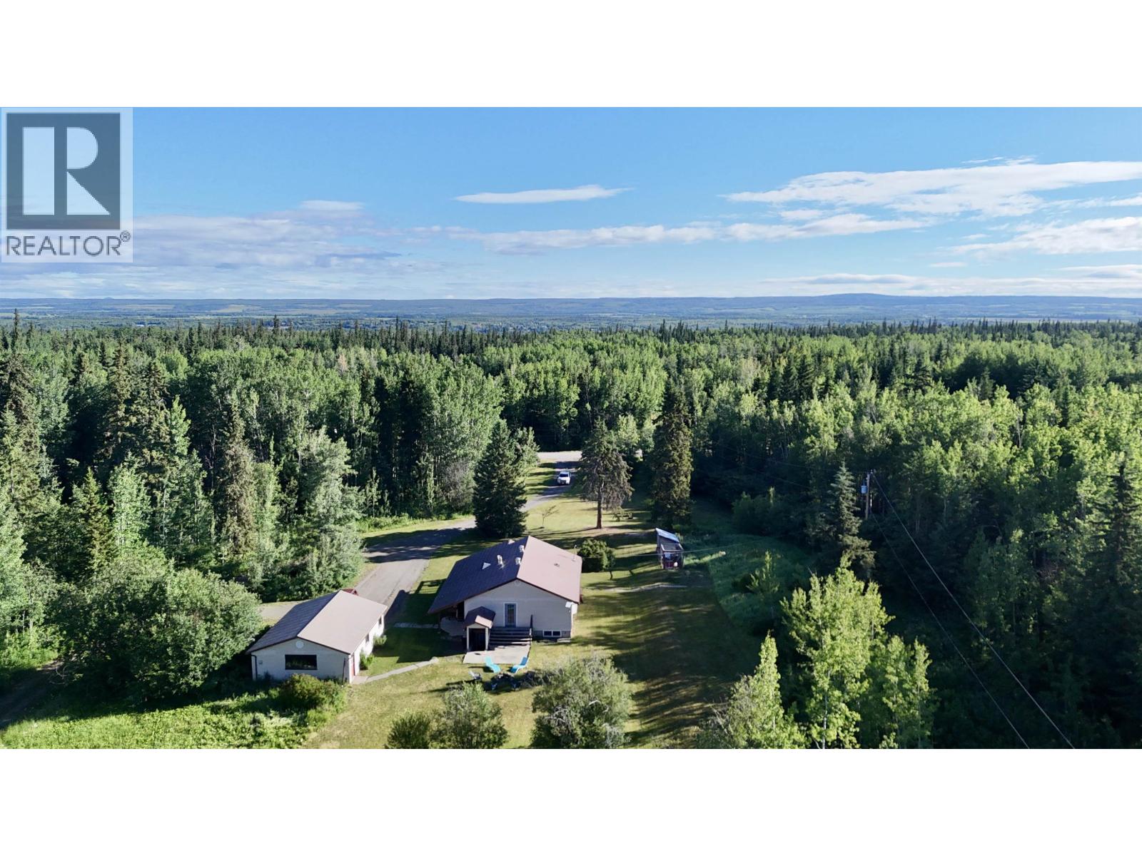 826 Oak Street, Vanderhoof, British Columbia  V0J 3A1 - Photo 7 - R3142317