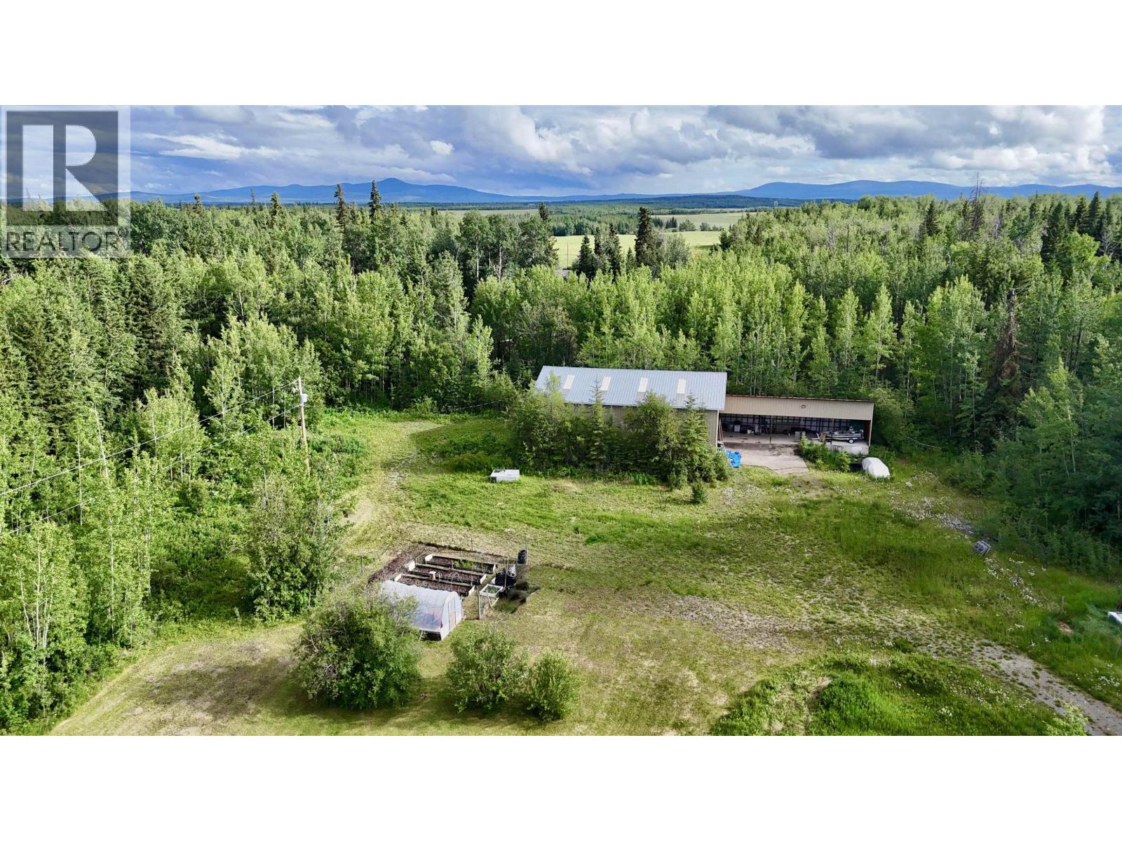 826 Oak Street, Vanderhoof, British Columbia  V0J 3A1 - Photo 8 - R3142317