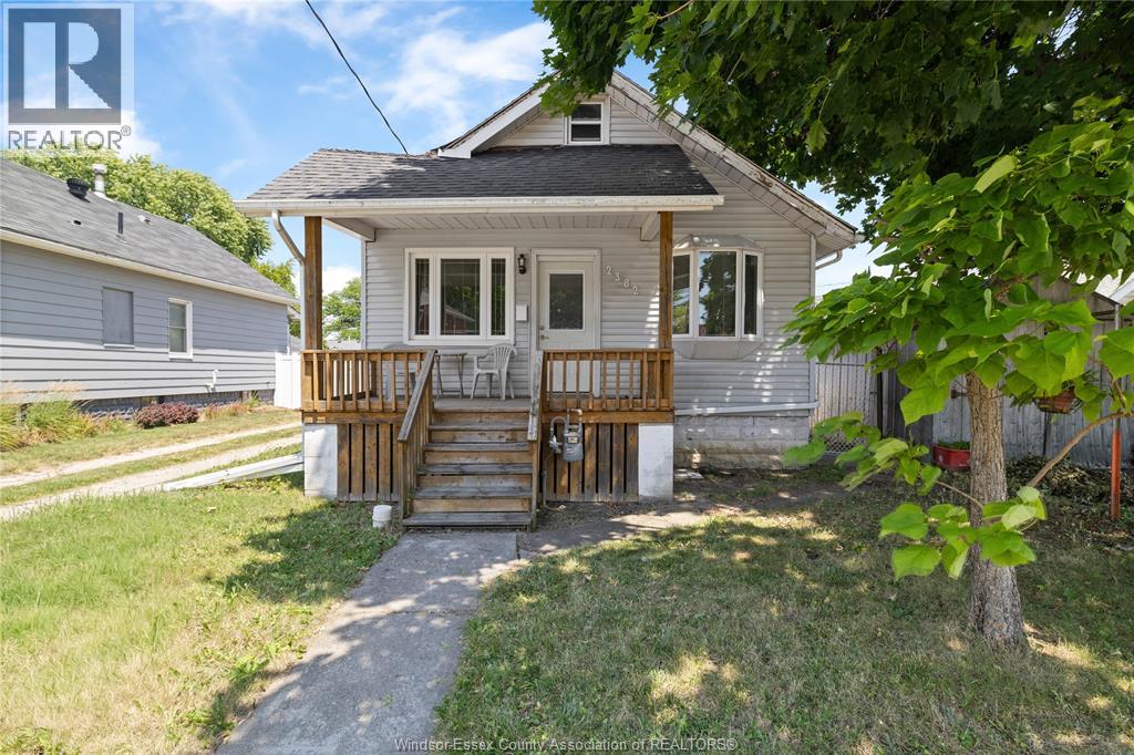 2382 Mercer STREET, Windsor, Ontario