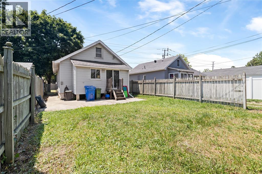 2382 Mercer Street, Windsor, Ontario  N8X 3R3 - Photo 13 - 26015999